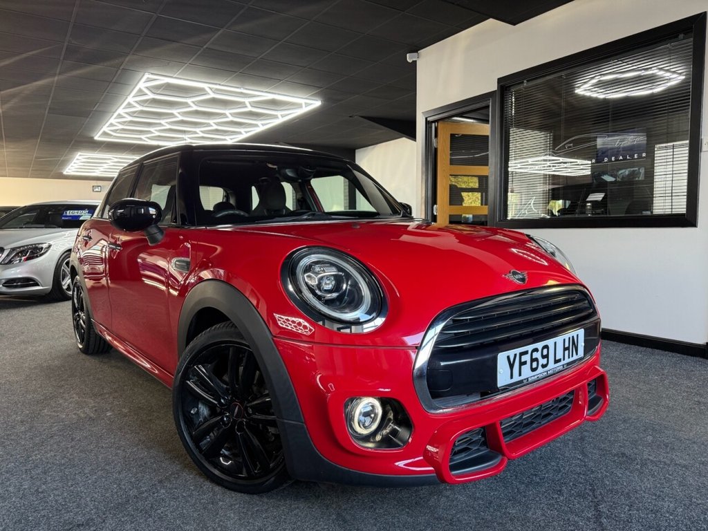 Used MINI Hatch 2019 for sale - 76291526: Photo 1