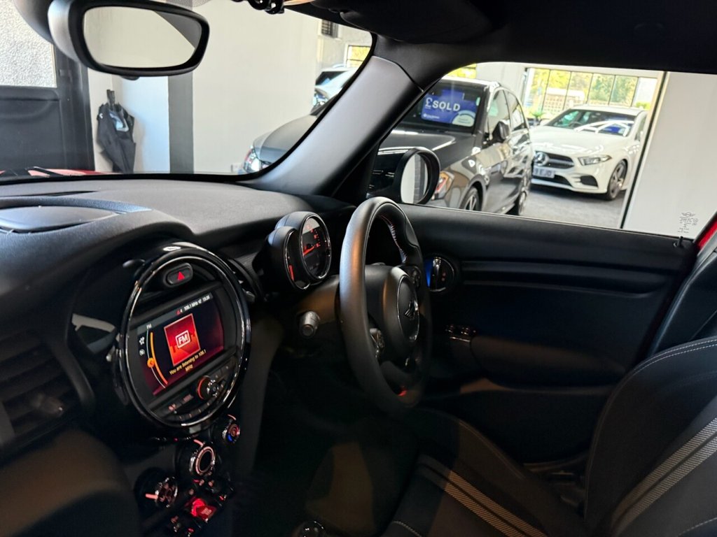 Used MINI Hatch 2019 for sale - 76291526: Photo 30