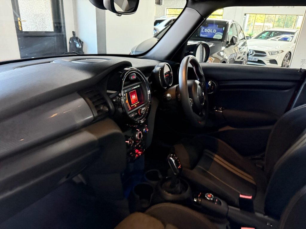 Used MINI Hatch 2019 for sale - 76291526: Photo 31