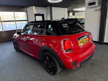 Used MINI Hatch 2019 for sale - 76291526: Photo