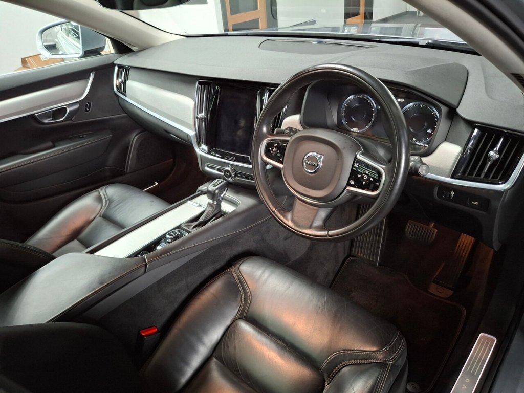 Used Volvo V90 2017 for sale - 76385955: Photo 37