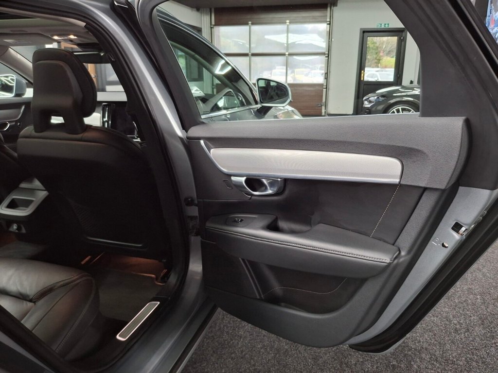 Used Volvo V90 2017 for sale - 76385955: Photo 39