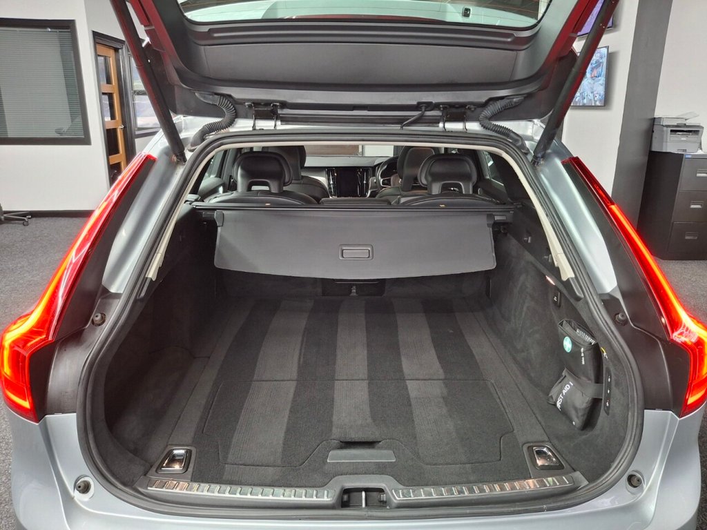 Used Volvo V90 2017 for sale - 76385955: Photo 45