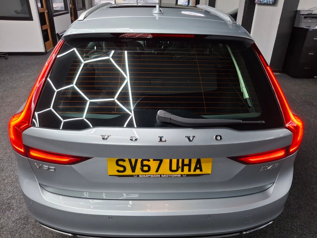 Used Volvo V90 2017 for sale - 76385955: Photo 8