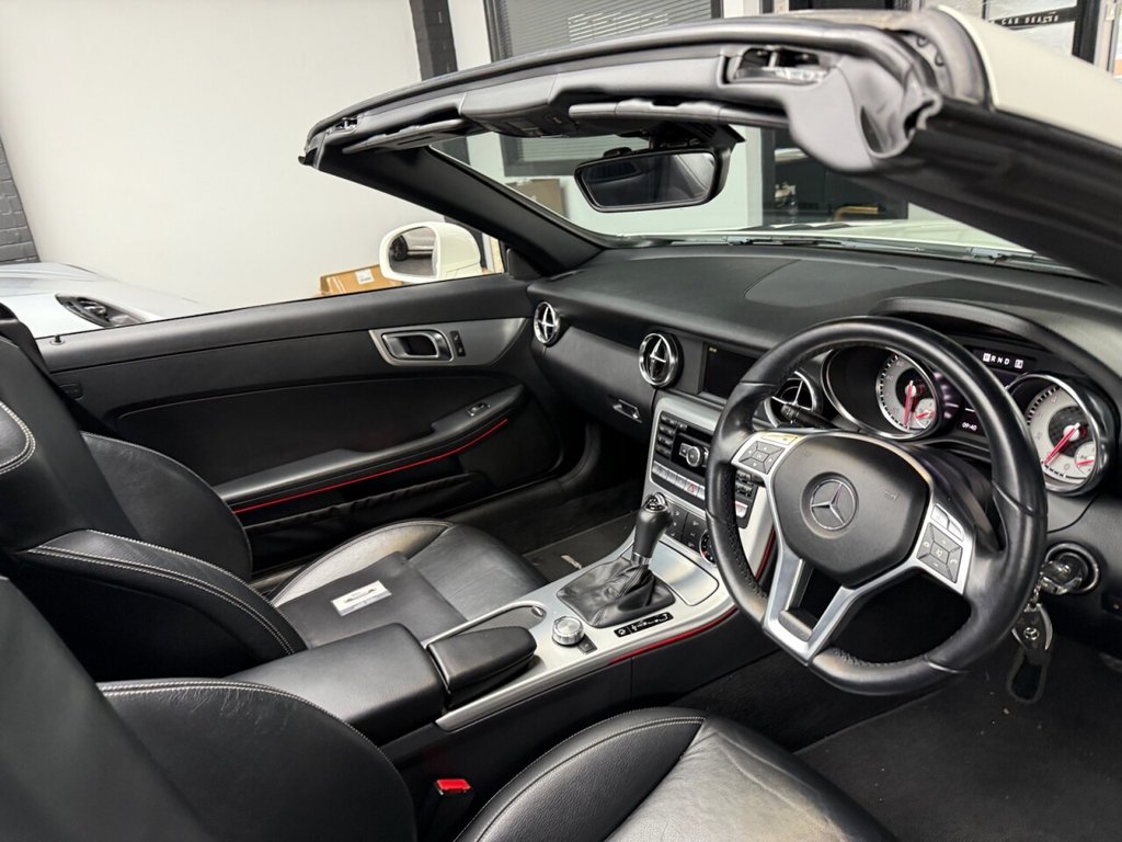 Used Mercedes-Benz SLK 2012 for sale - 76291320: Photo 6