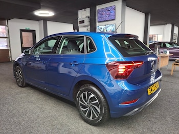 Used Volkswagen Polo 2023 for sale - 76900772: Photo