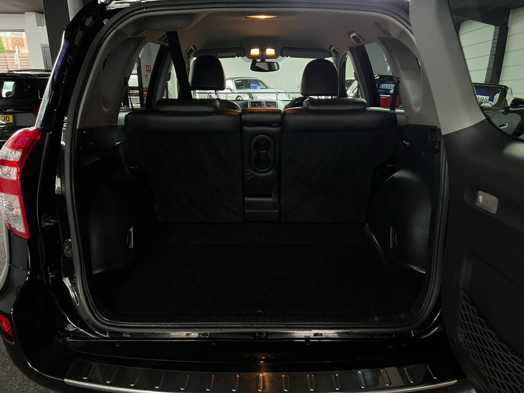 Used Toyota RAV4 2012 for sale - 77952557: Photo 44