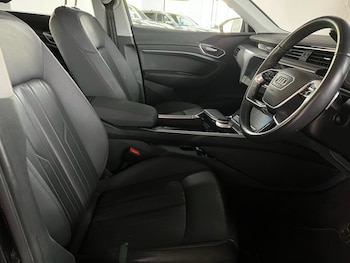 Used Audi e-tron 2020 for sale - 79300646: Photo