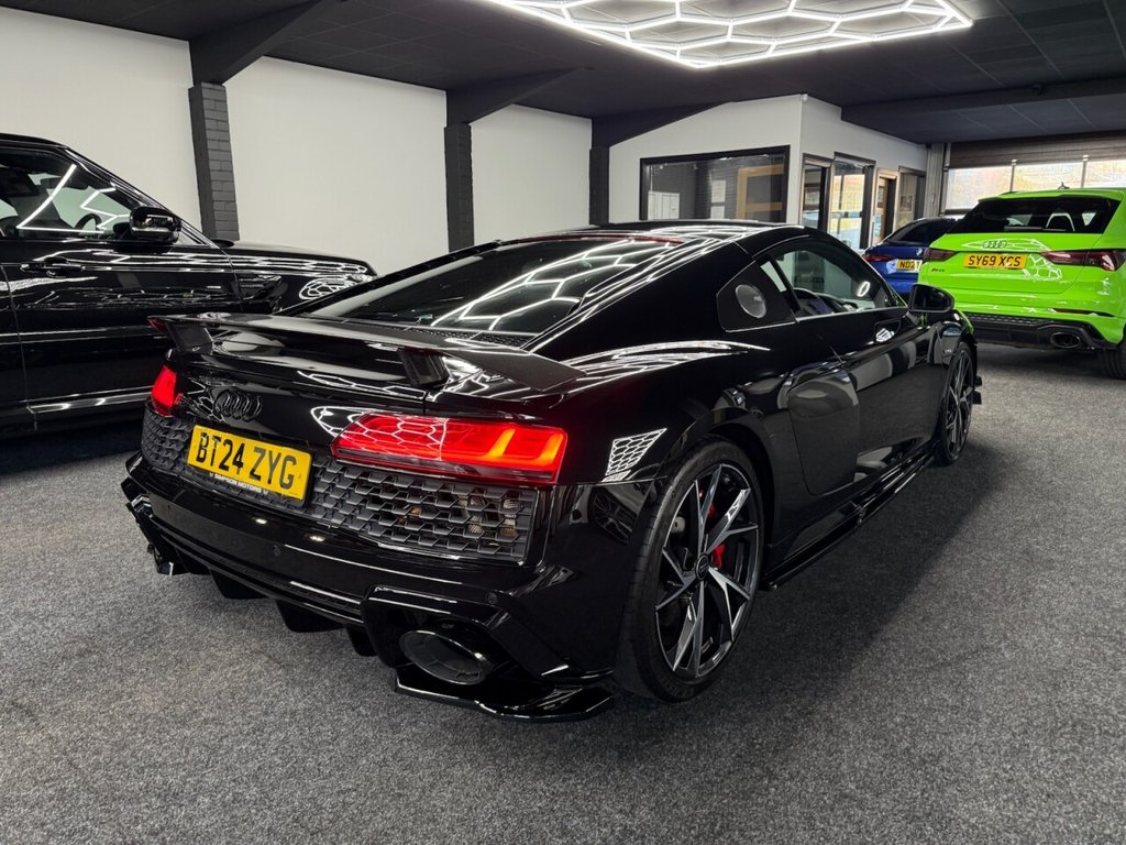 Used Audi R8 2024 for sale - 76642390: Photo 13