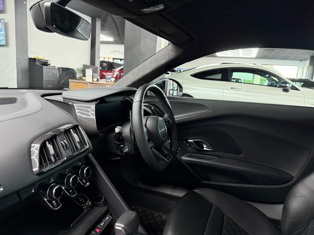 Used Audi R8 2024 for sale - 76642390: Photo 35