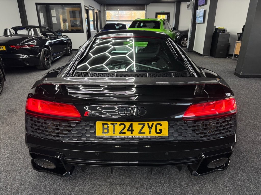 Used Audi R8 2024 for sale - 76642390: Photo 9