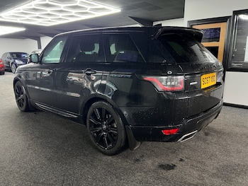 Used Land Rover Range Rover Sport 2018 for sale - 77507354: Photo