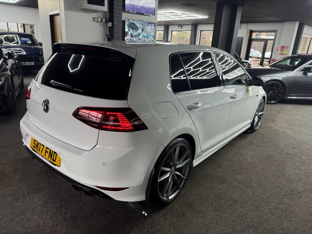 Used Volkswagen Golf 2017 for sale - 77631730: Photo 16