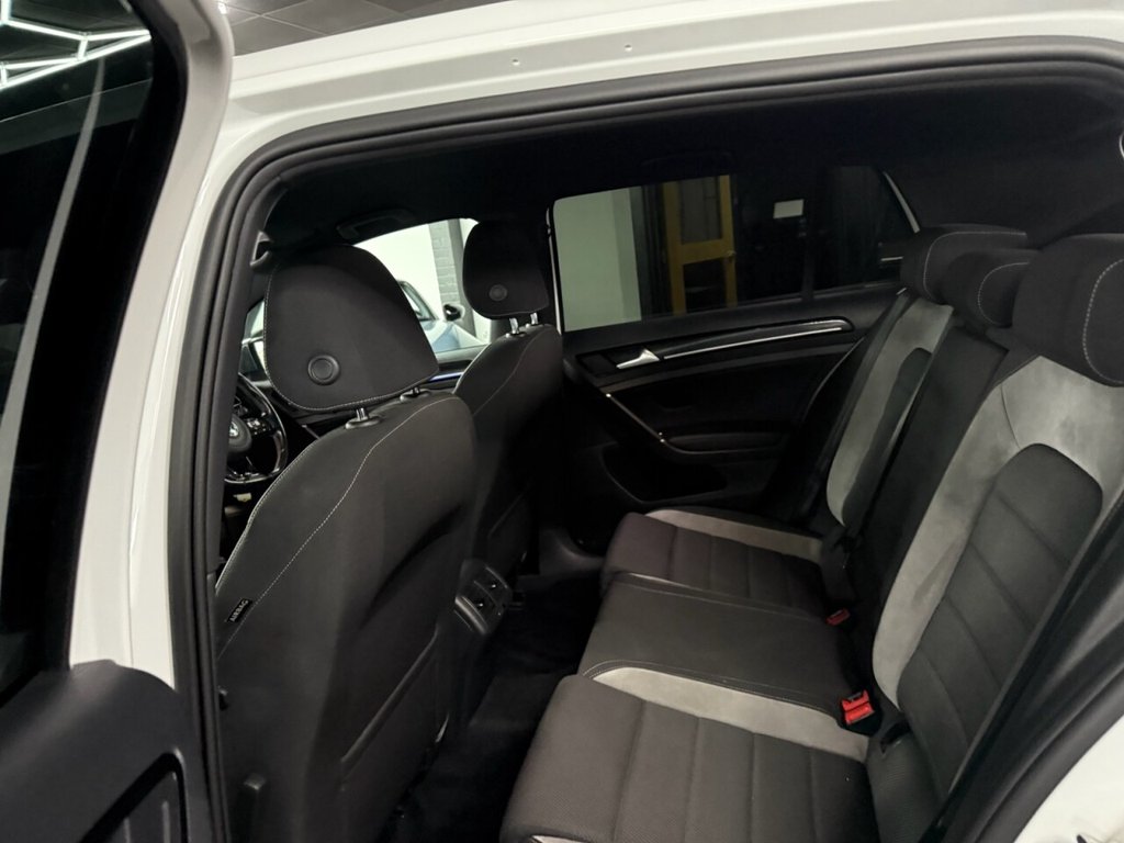 Used Volkswagen Golf 2017 for sale - 77631730: Photo 43