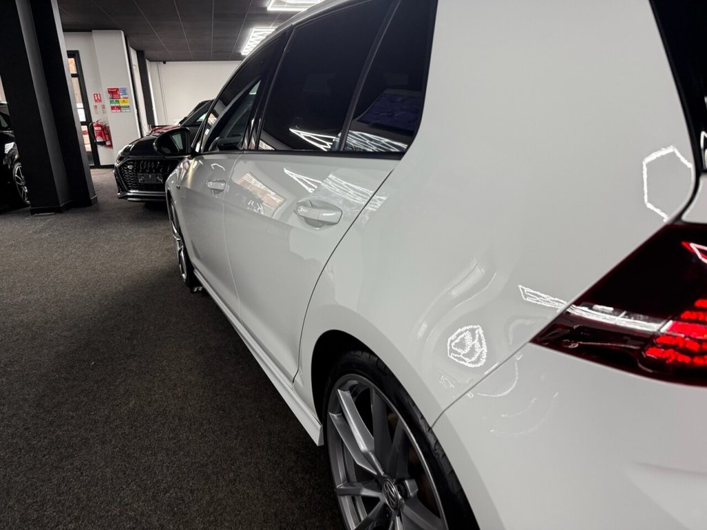 Used Volkswagen Golf 2017 for sale - 77631730: Photo 7