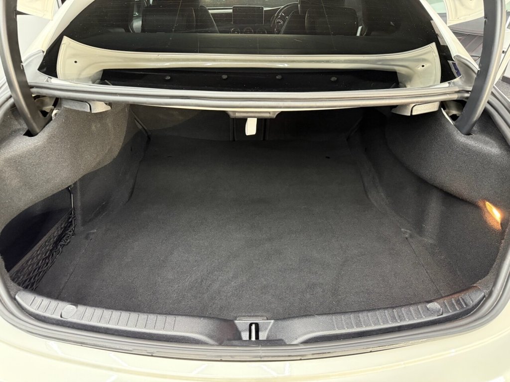 Used Mercedes-Benz C Class 2017 for sale - 77302002: Photo 40