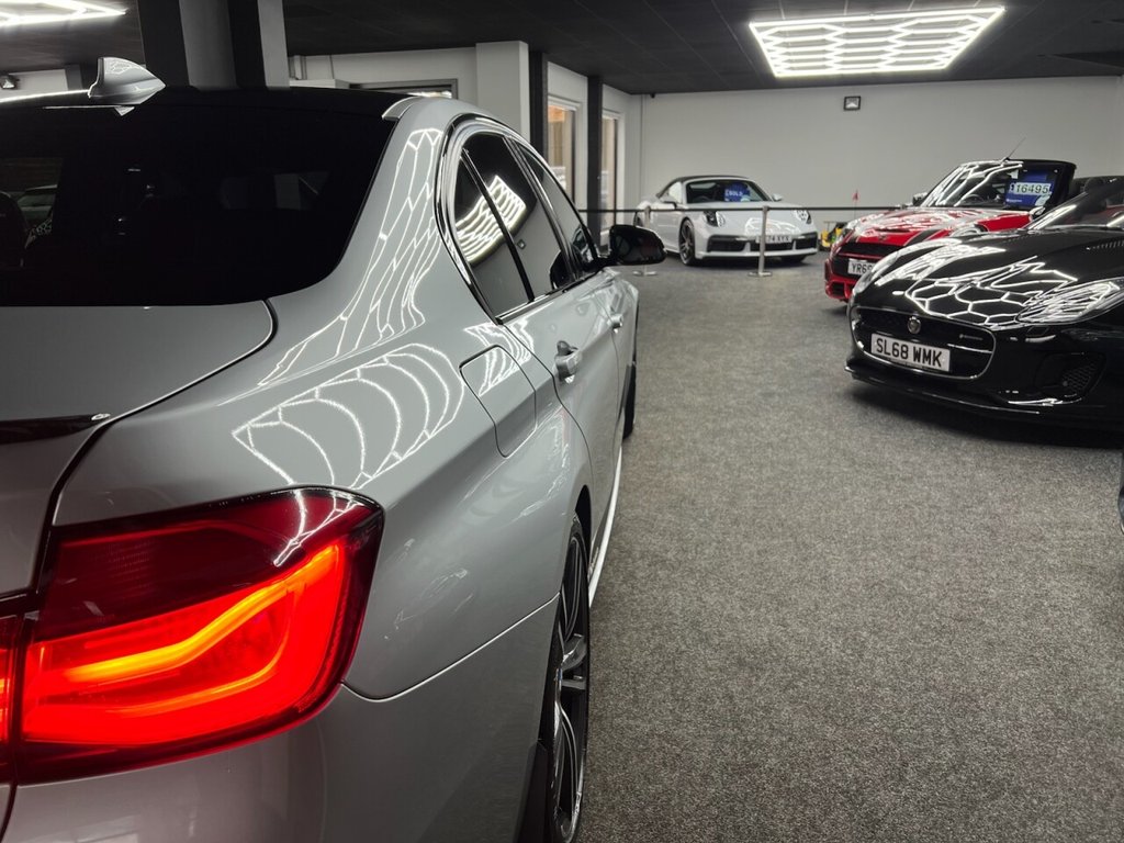 Used BMW 3 Series 2017 for sale - 77693253: Photo 12