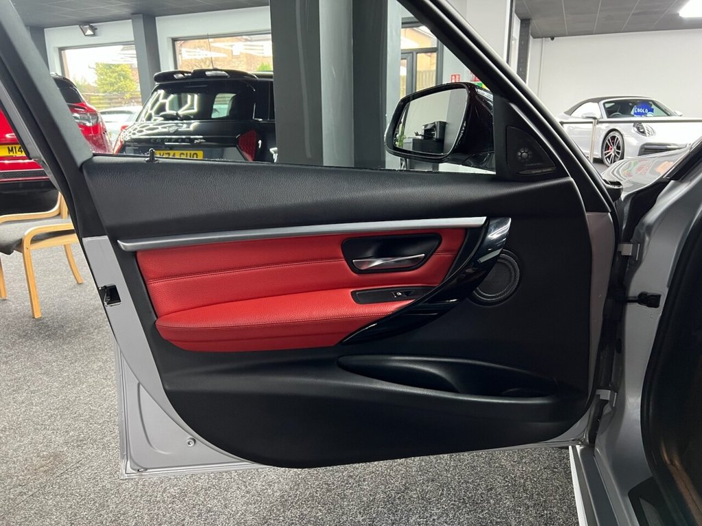 Used BMW 3 Series 2017 for sale - 77693253: Photo 25