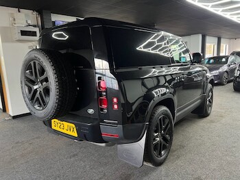 Used Land Rover Defender 2023 for sale - 78544189: Photo