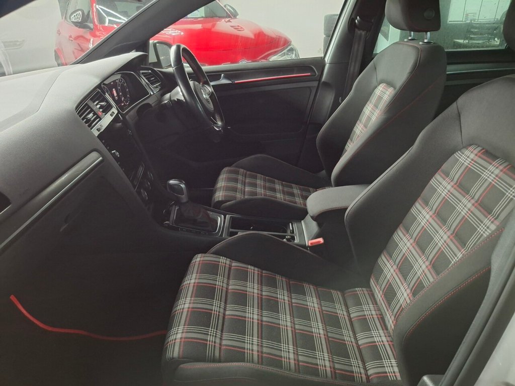 Used Volkswagen Golf 2019 for sale - 77171883: Photo 6