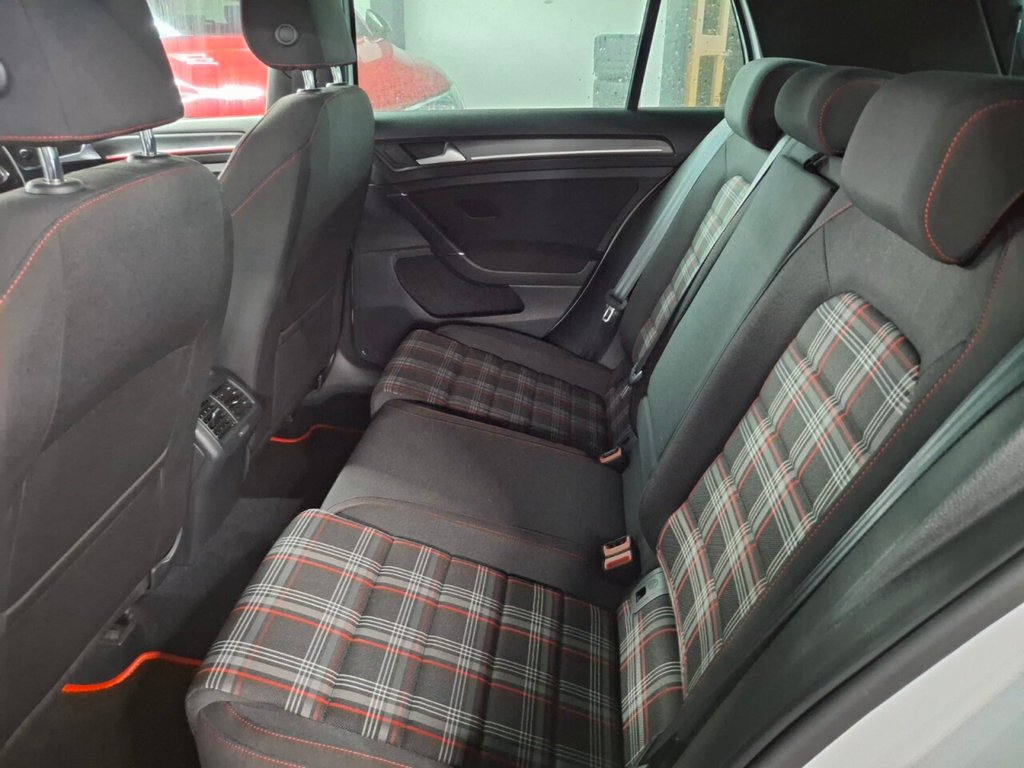 Used Volkswagen Golf 2019 for sale - 77171883: Photo 7