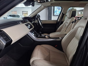 Used Land Rover Range Rover Sport 2018 for sale - 76900595: Photo