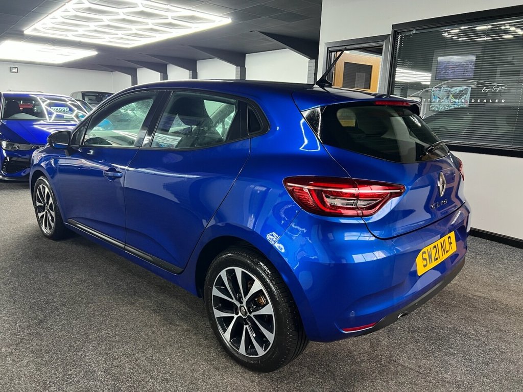 Used Renault Clio 2021 for sale - 77422539: Photo 3