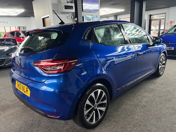 Used Renault Clio 2021 for sale - 77422539: Photo