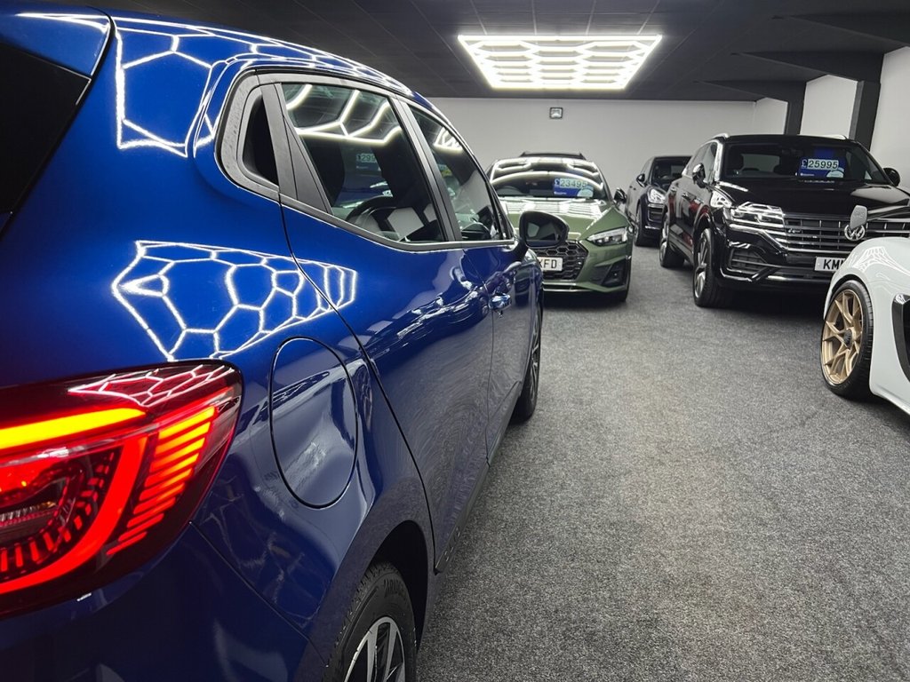 Used Renault Clio 2021 for sale - 77792407: Photo 13