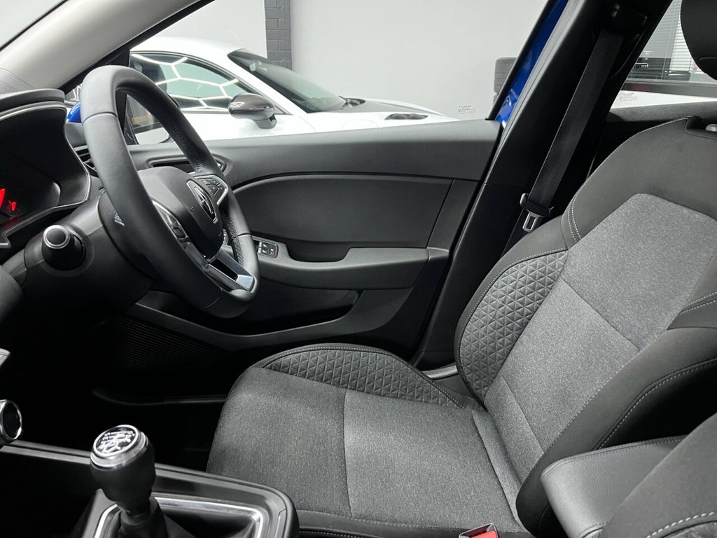 Used Renault Clio 2021 for sale - 77792407: Photo 27