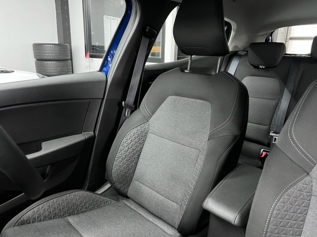 Used Renault Clio 2021 for sale - 77792407: Photo 28