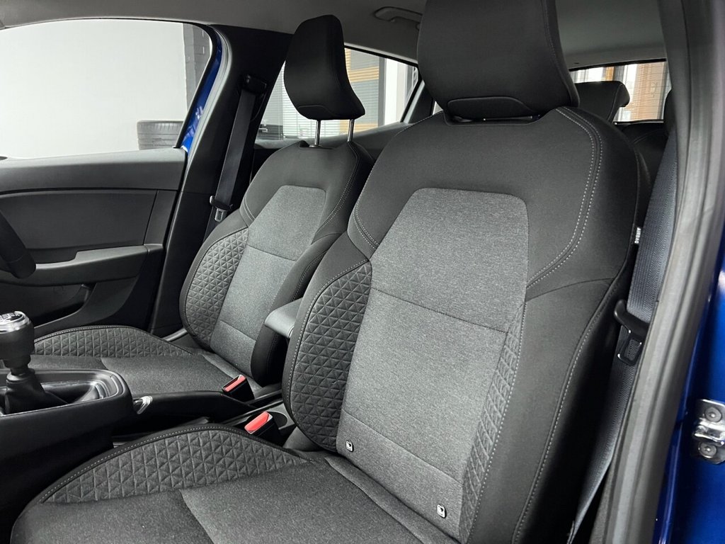 Used Renault Clio 2021 for sale - 77792407: Photo 29