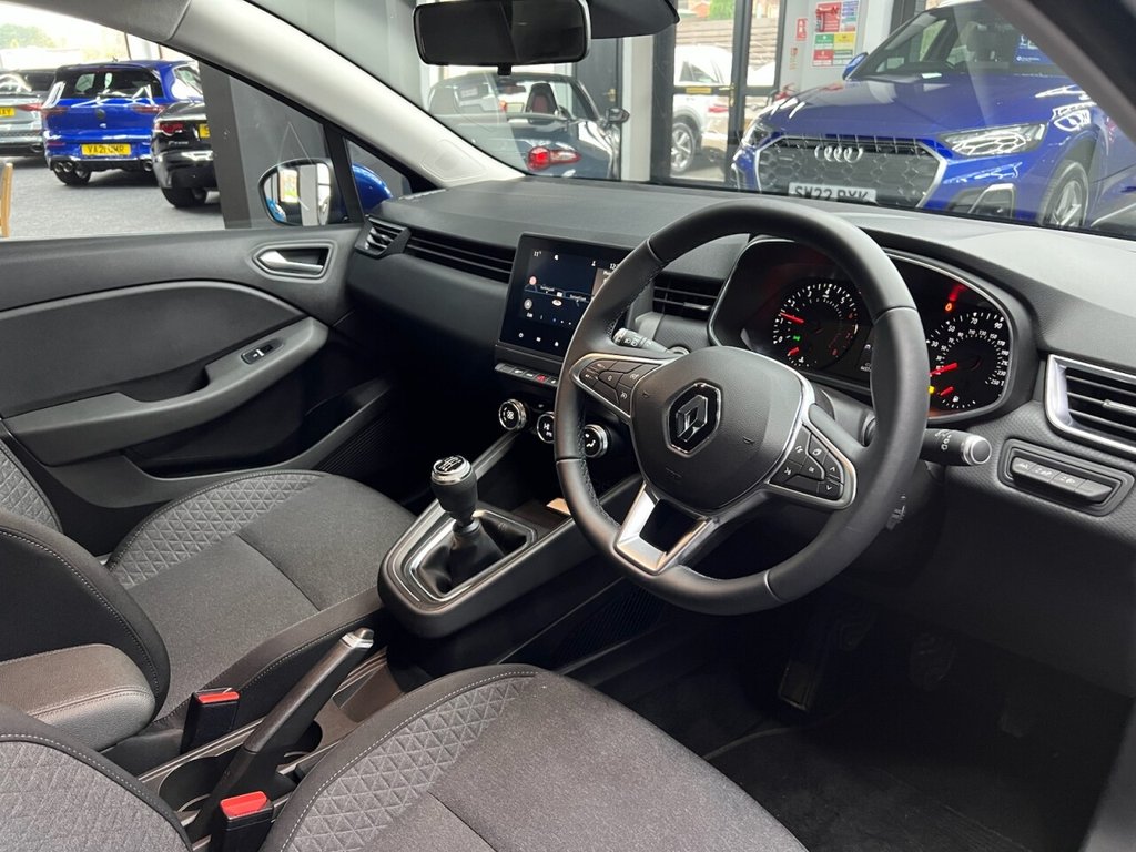 Used Renault Clio 2021 for sale - 77792407: Photo 37