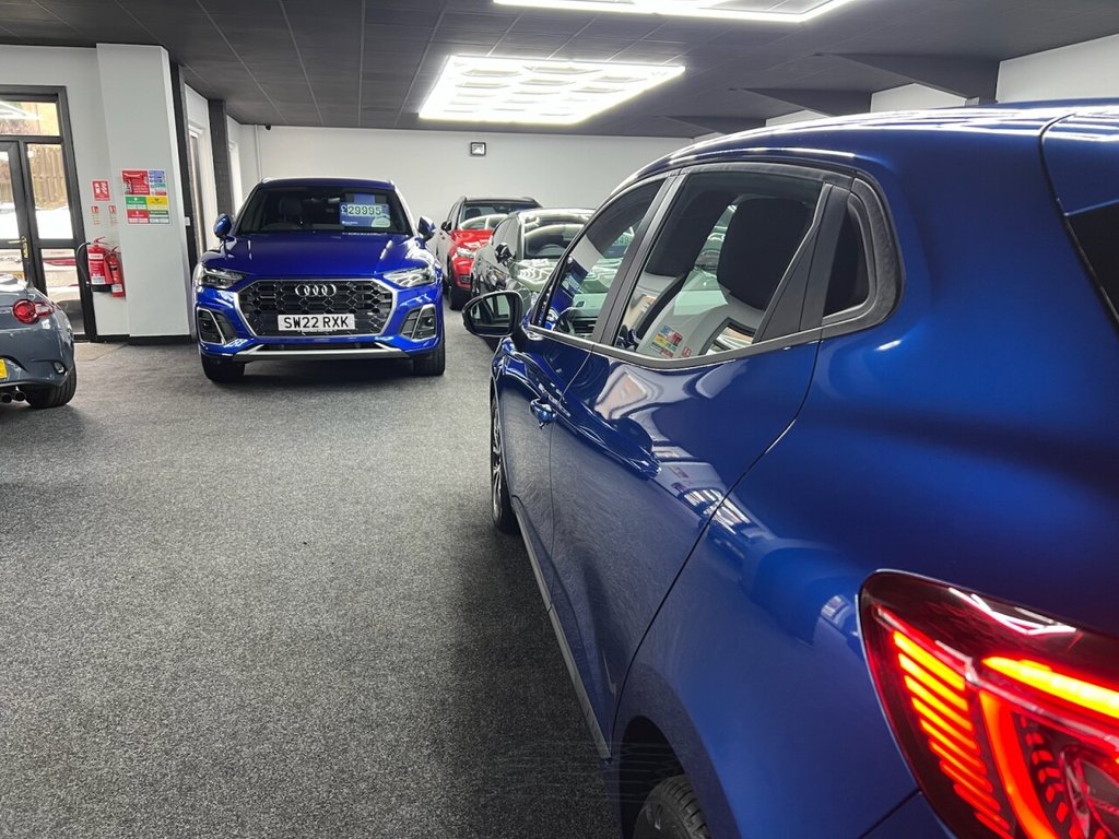 Used Renault Clio 2021 for sale - 77792407: Photo 6