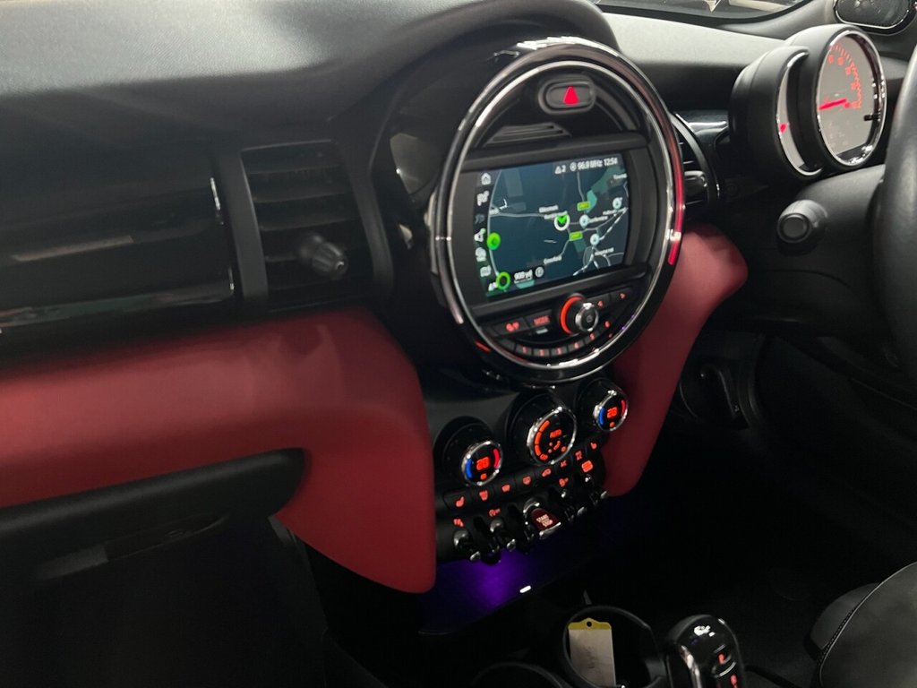 Used MINI Convertible 2019 for sale - 77547069: Photo 30