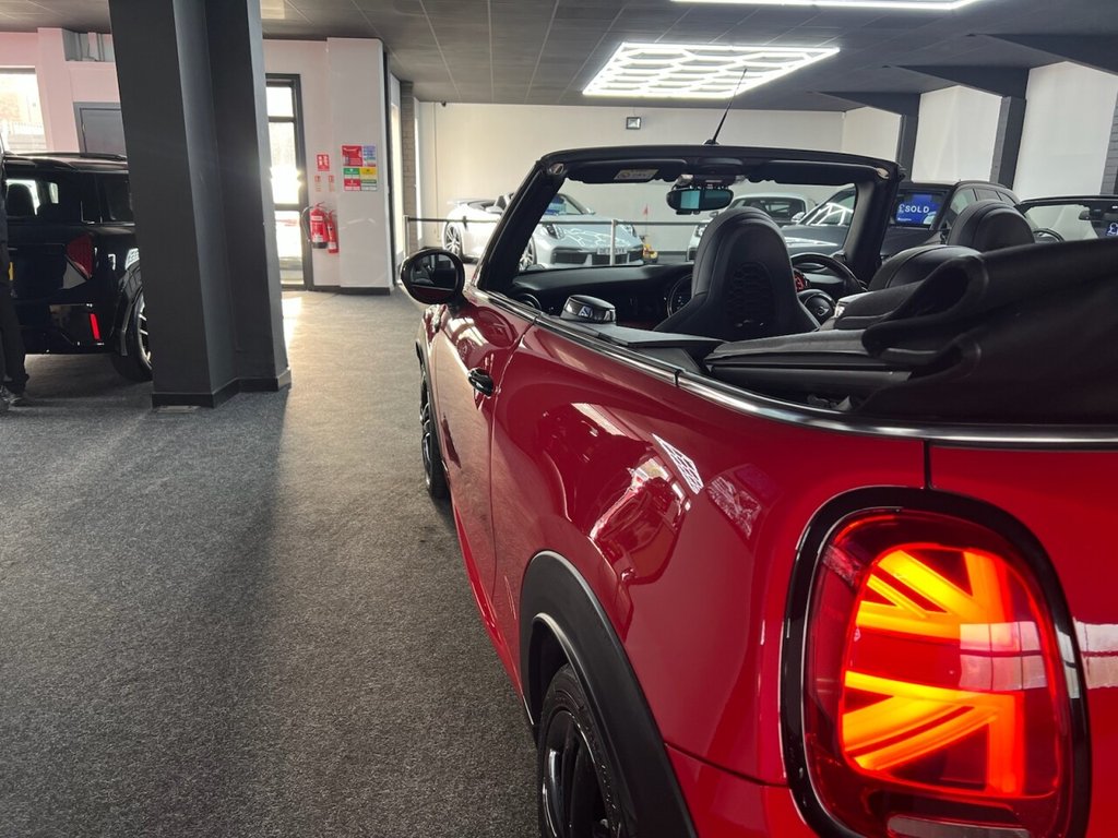 Used MINI Convertible 2019 for sale - 77547069: Photo 6