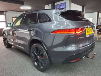 Used Jaguar F-Pace 2017 for sale - 75286681: Photo