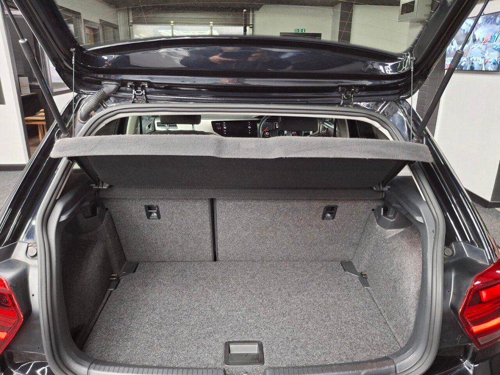 Used Volkswagen Polo 2021 for sale - 76256779: Photo 41