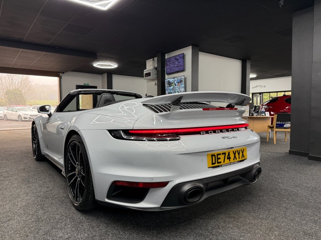 Used Porsche 911 2024 for sale - 76235664: Photo 10