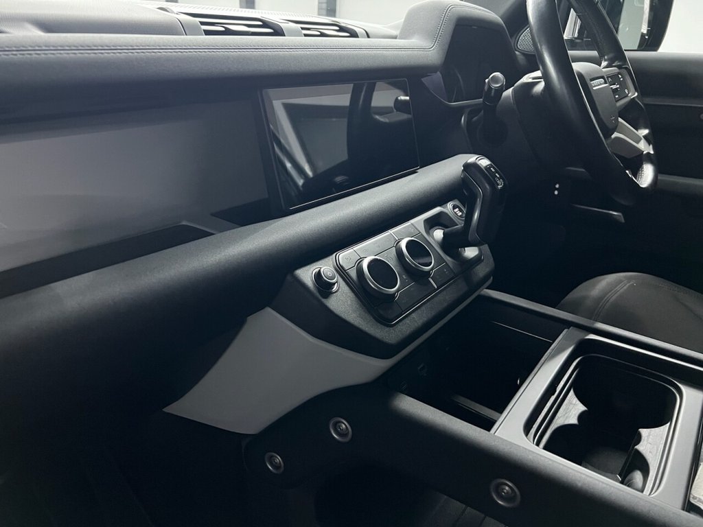 Used Land Rover Defender 2021 for sale - 77583415: Photo 30