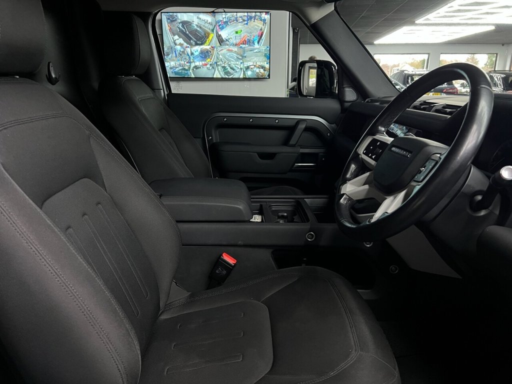 Used Land Rover Defender 2021 for sale - 77583415: Photo 32