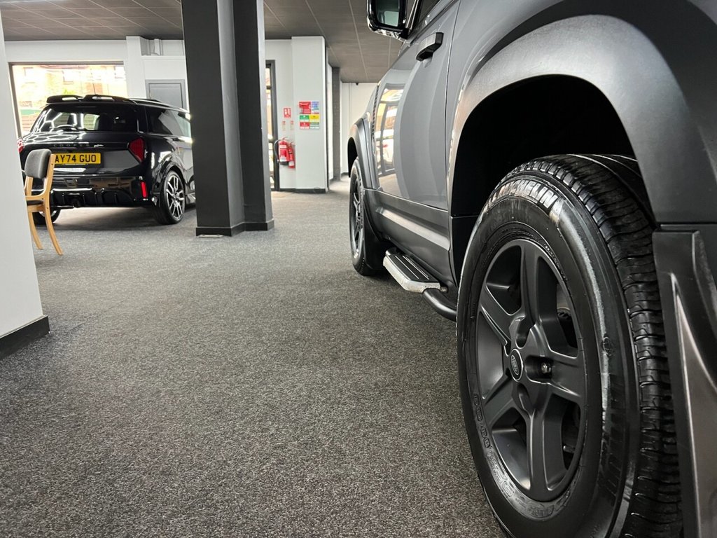 Used Land Rover Defender 2021 for sale - 77583415: Photo 6