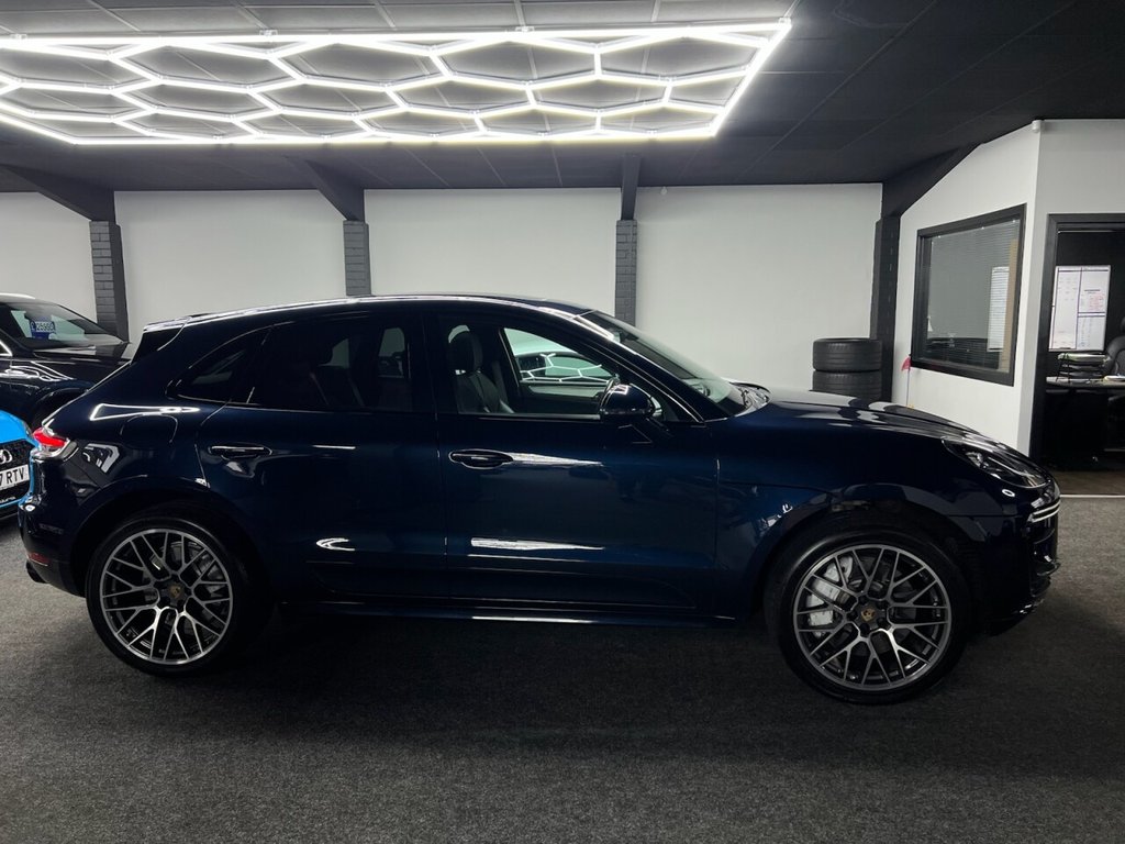Used Porsche Macan 2020 for sale - 77369756: Photo 17