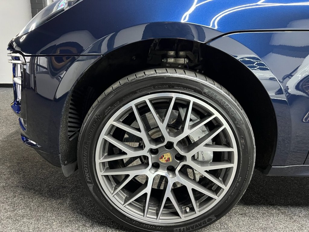 Used Porsche Macan 2020 for sale - 77369756: Photo 27