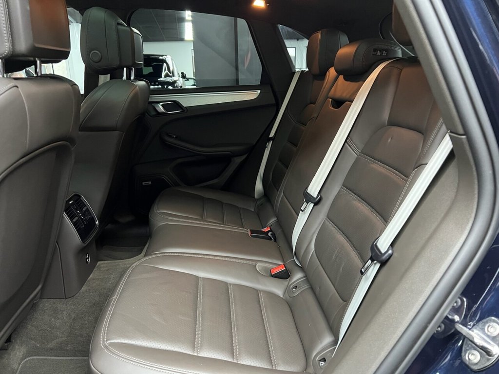 Used Porsche Macan 2020 for sale - 77369756: Photo 47