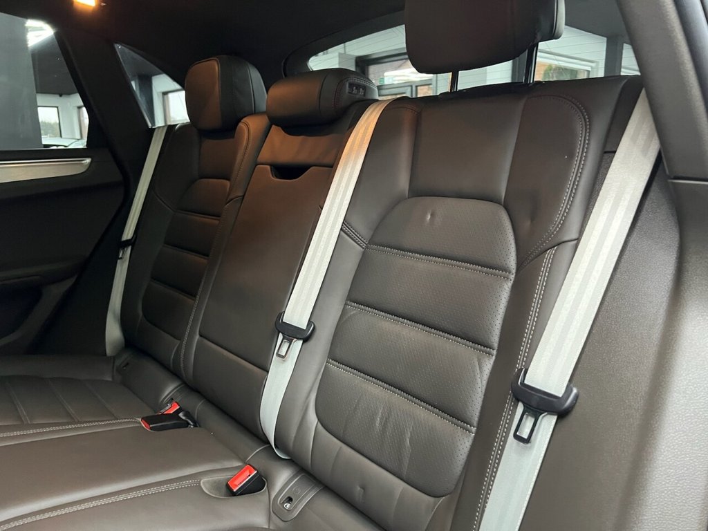 Used Porsche Macan 2020 for sale - 77369756: Photo 48