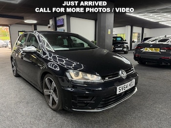 Volkswagen - Golf