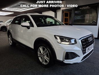 Audi - Q2