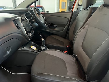 Used Renault Captur 2016 for sale - 79323192: Photo