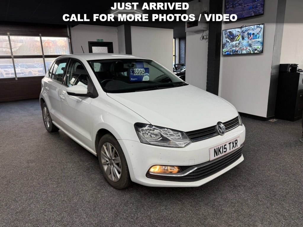 Used Volkswagen Polo 2015 for sale - 76642346: Photo 1